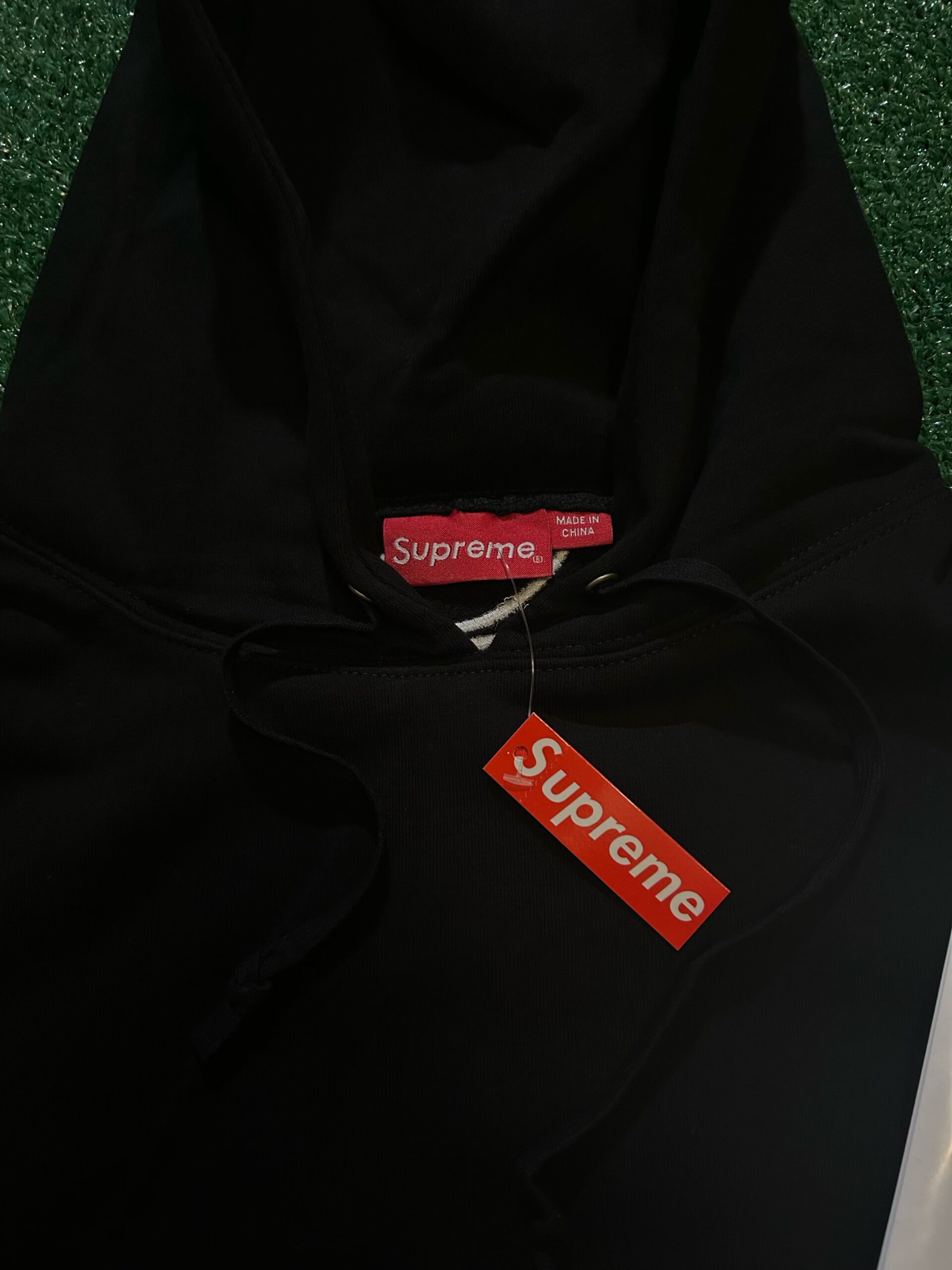 Black Supreme Set - Image 4