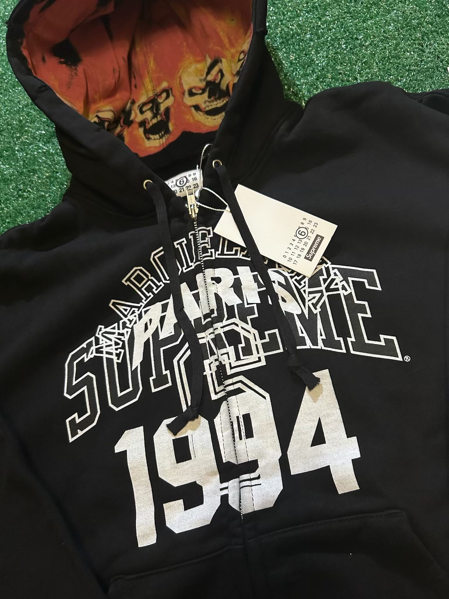Black Supreme Hoodie - Image 3