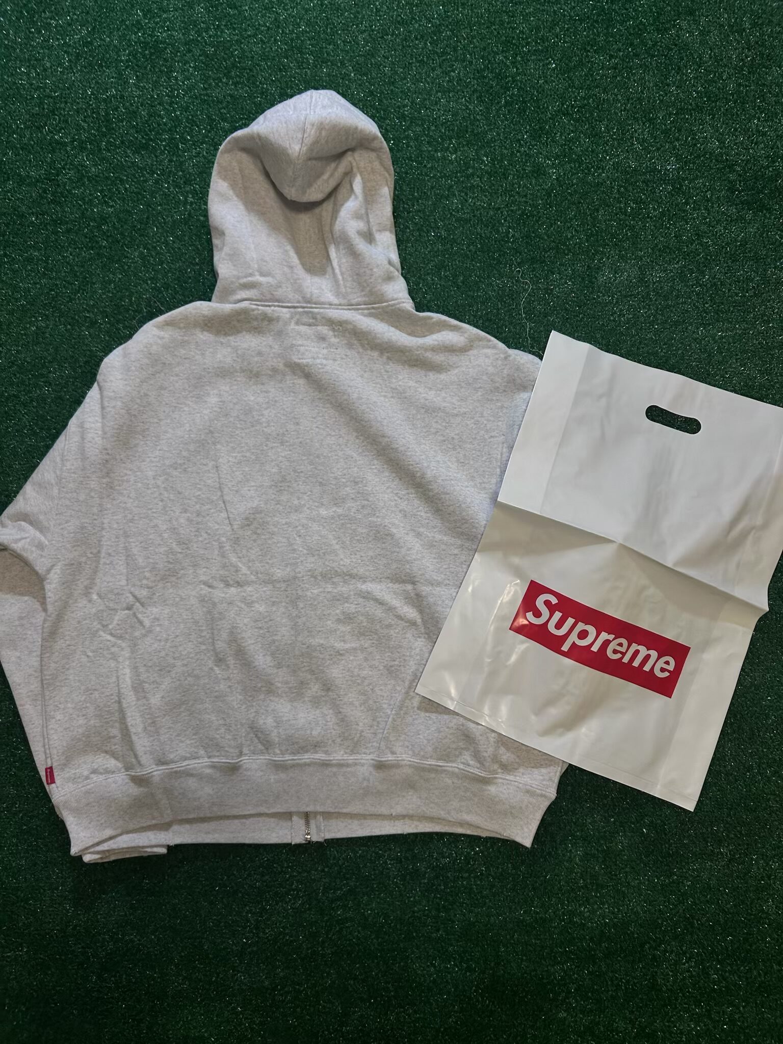 Supreme 1994 Gray Full-Zip Hoodie - Image 4